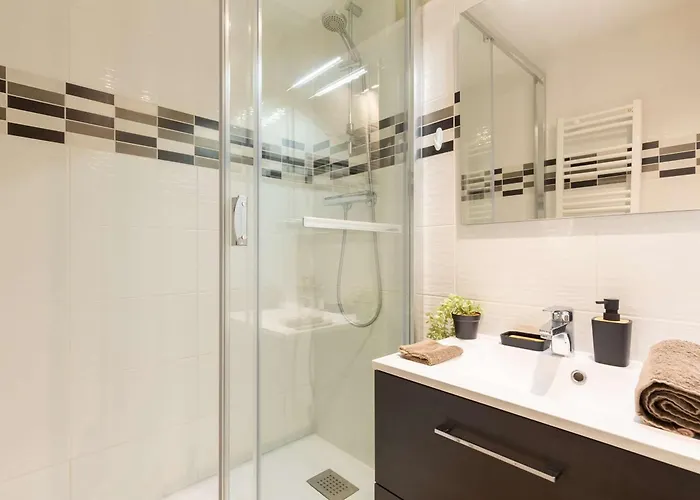 Calme Proche Centre Saint-lary Avec Parking Et Navette Gratuite - Fr-1-296-509 Apartment *